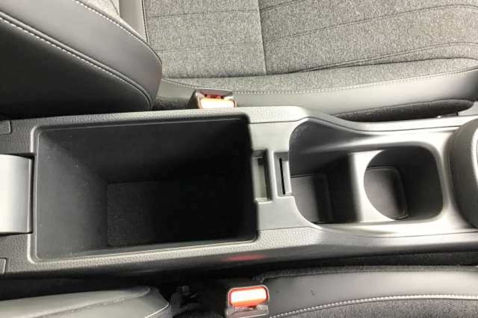 Honda Jazz Hybrid 1.5 i-MMD Hybrid Advance 5dr eCVT 