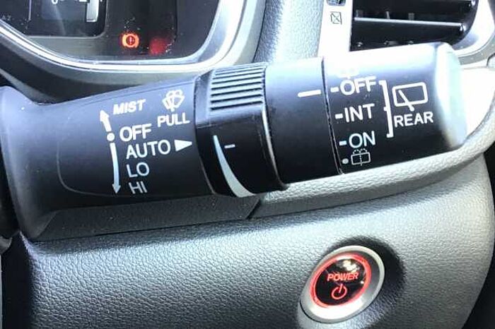 Honda CR-V Hybrid 2.0 i-MMD Hybrid SE 2WD 5dr eCVT 