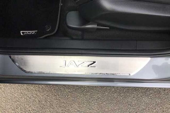 Honda Jazz Hybrid 1.5 i-MMD Hybrid SR 5dr eCVT 